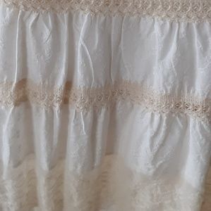 Women's brand new skirt w/out tags, elastic waist